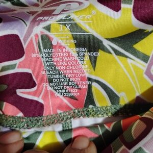 Pro Player Multicolor Activewear Top